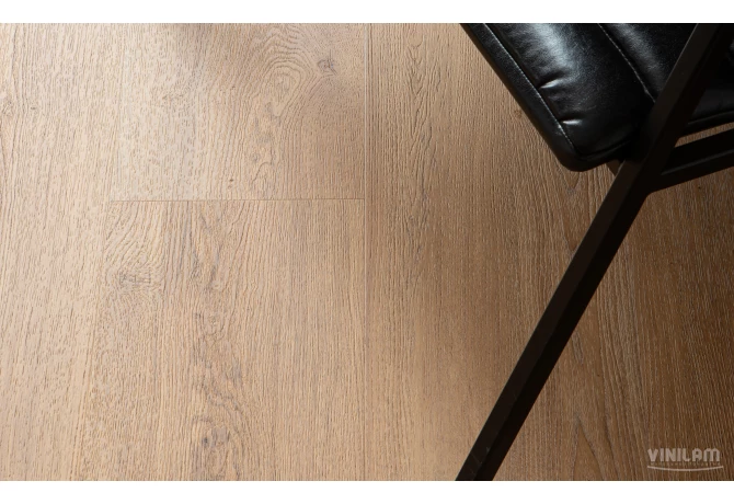 Кварц-винил Дуб Гранада (1227*232*2,5 мм) — купить в Ноябрьске