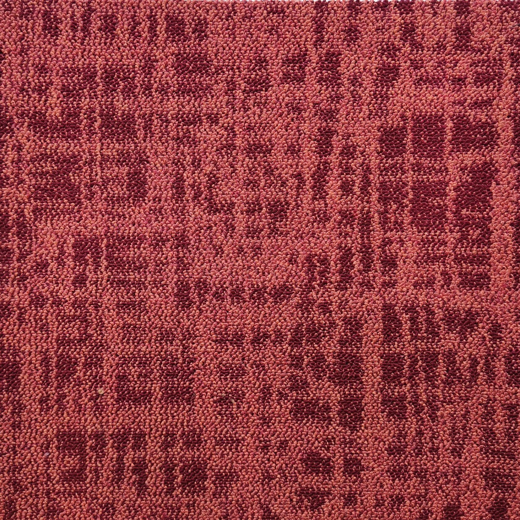 Ковровое покрытие "Bonkeel" Soul One Red (ширина 4м) — купить в Ноябрьске