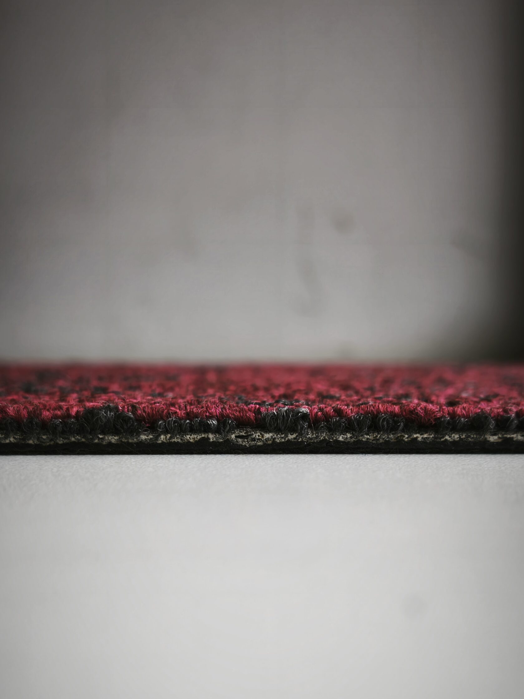 Ковровая плитка "Bonkeel" Sunrise Red (500*500*5 мм) — купить в Ноябрьске