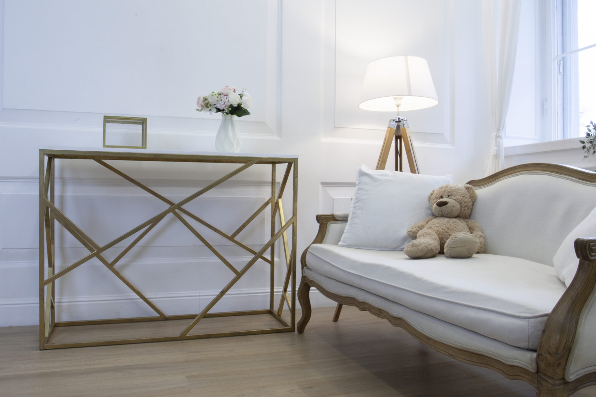 Усовершенствованная кварц-виниловая плитка «Damy Floor» Дуб Натуральный (1227*187*2,5 мм) — купить в Ноябрьске